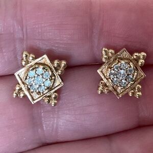 NWT TAGLIAMONTE Made In Italy 18kt Gold Plated Sterling Silver Stud Earrings